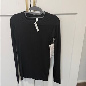 NWT Lululemon Swiftly Tech long sleeve 4